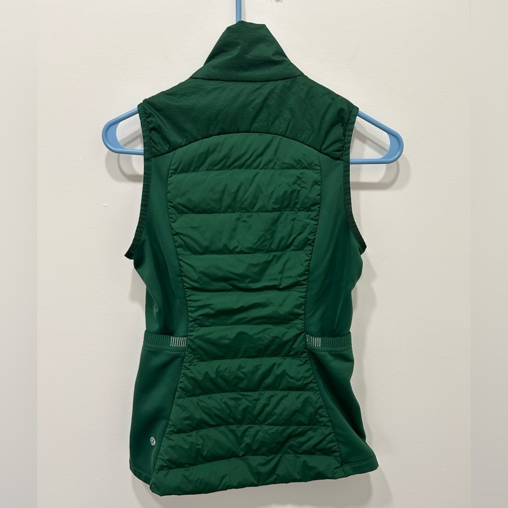 Lululemon Vest Down For It All Size 4 Everglade Green 100% Down Full Zip - Picture 8 of 10